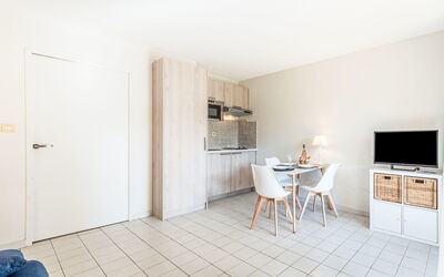 Accommodation:&nbsp;Caesar Domus 170.2