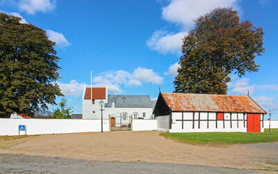 Ajla - 500M from the Sea