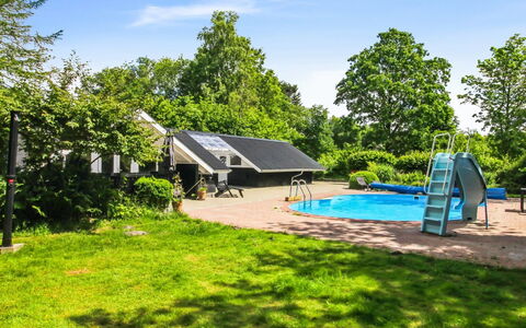 Jaakob - 30Km from the Sea: Home, Cottage, Porch, Hardwood, Siding, Deck, Shade, Plank, Estate, Garden Buildings