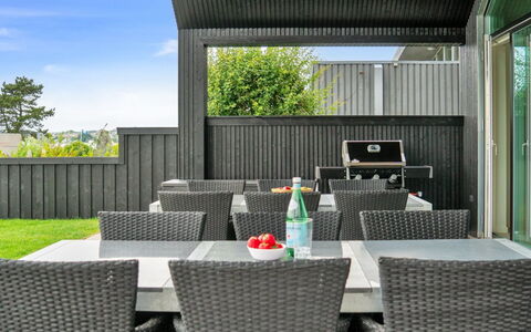 Straale - 50M from the Sea: Roof, House, Home, Cottage, Door, Siding, Deck, Porch, Plank, Hardwood