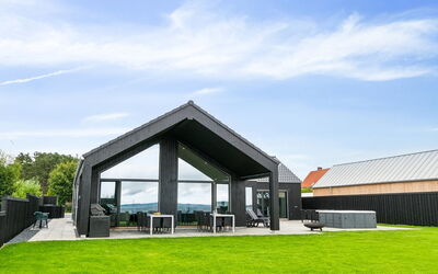 Straale - 50M from the Sea
