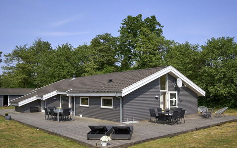 Rudolf - 400M from the Sea: Wood, Roof, Architecture, Home, House, Cottage, Siding, Hardwood, Slope, Estate