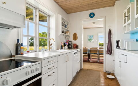 Hildulf - 1Km from the Sea: Wood, Roof, Architecture, Home, House, Cottage, Siding, Hardwood, Slope, Estate