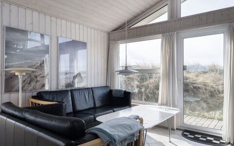 Merta - 150M from the Sea: Wood, Interior Design, Home, Ceiling, Floor, Furniture, Living Room, Room, Couch, Hardwood
