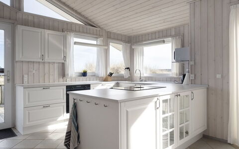 Merta - 150M from the Sea: Kitchen, Countertop, Interior Design, Cabinetry, Flooring, Furniture, Ceiling, Floor, Home, Kitchen Appliance