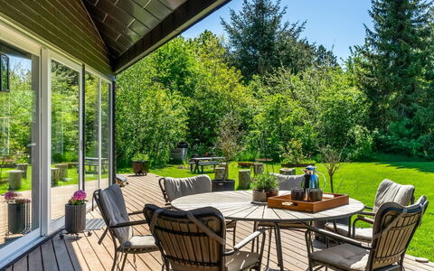 Melina - 900M to the Fjord: Blue, Shrub, Cottage, Groundcover, Garden, Estate, Shade, Landscaping, Farmhouse, Eco Hotel