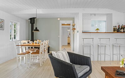 Synnöve - 350M from the Sea