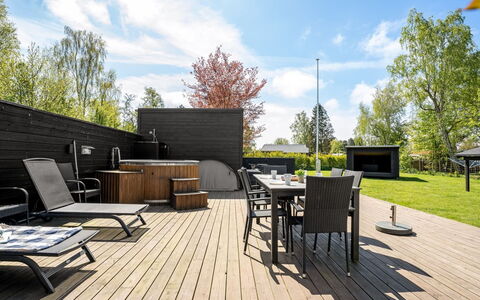 Selve - 600M from the Sea: Wood, Home, Porch, Deck, Hardwood, Roof, Wood Stain, Wood Flooring, Eco Hotel