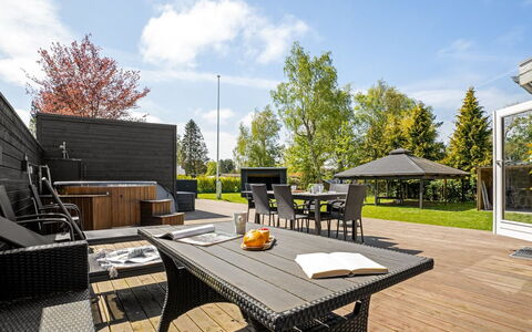 Selve - 600M from the Sea: Wood, Home, Porch, Deck, Hardwood, Roof, Wood Stain, Wood Flooring, Eco Hotel