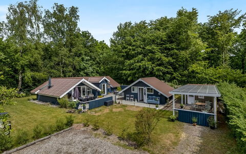 Fenna - 30Km from the Sea