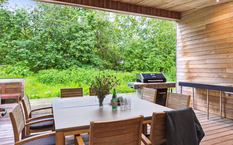 Zezilie - 500M from the Sea: Roof, Cottage, Home, Shade, Siding, Farmhouse, Porch, Outdoor Structure, Garden Buildings