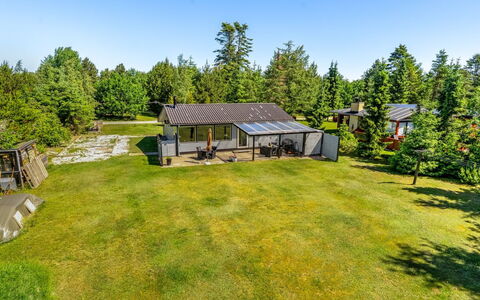 Bosse - from the Sea: Landscape, Land Lot, Plain, Rural Area, Cottage, Estate, Garden, Lawn, Landscaping, Park