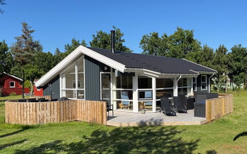 Ingwin - from the Sea: House, Roof, Home, Cottage, Shed, Garden Buildings, Siding, Yard, Log Cabin, Hut