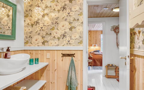 Ellinore - from the Sea: Interior Design, Flooring, Furniture, Bathroom Cabinet, Lighting, Floor, Ceiling, Room, Plumbing Fixture, Bathroom