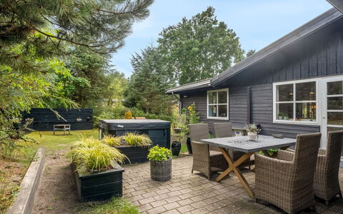 Ellinore - from the Sea: Roof, House, Home, Cottage, Siding, Estate, Driveway, Garden Buildings, Yard, Shed
