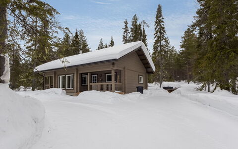 Kuukkelin Kehto: Snow, Winter, Cottage, House, Home, Freezing, Log Cabin, Larch, Slope