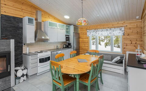 Kuukkelin Kehto: Wood, Kitchen, Ceiling, Furniture, Interior Design, Home, Countertop, House, Cabinetry, Kitchen & Dining Room Table