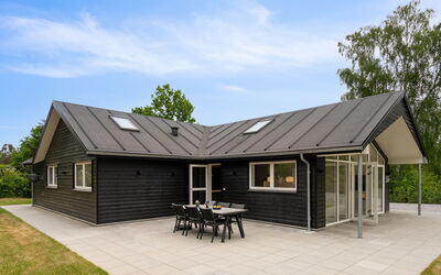 Norna - 350M from the Sea