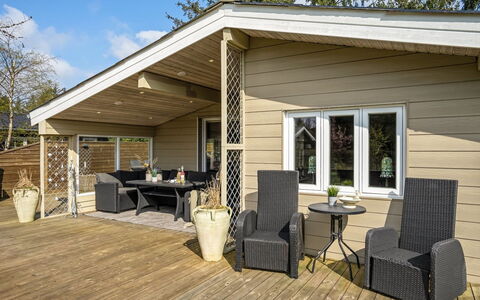 Livni - from the Sea: Cottage, Backyard, Yard, Garden Buildings, Shed, Siding, Outdoor Furniture, Log Cabin, Outdoor Structure, Shack