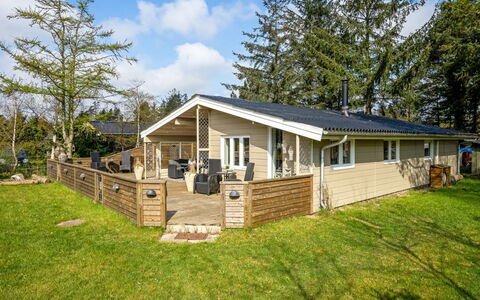 Livni - from the Sea: Cottage, Backyard, Yard, Garden Buildings, Shed, Siding, Outdoor Furniture, Log Cabin, Outdoor Structure, Shack