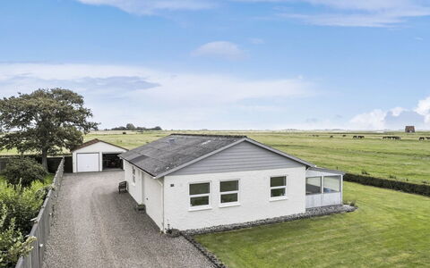 Janin - 400M from the Sea: Blue, Shrub, Cottage, Groundcover, Garden, Estate, Shade, Landscaping, Farmhouse, Eco Hotel