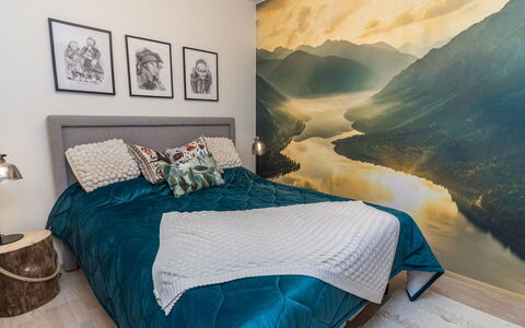 Casa Krogerus Ruka: Bedroom, Bed, Furniture, Bedding, Bed Sheet, Interior Design, Linens, Pillow, Room, Throw Pillow
