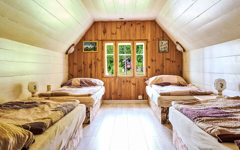U Myšáka: Property, Building, Wood, Interior Design, House, Floor, Window, Real Estate, Bed, Ceiling