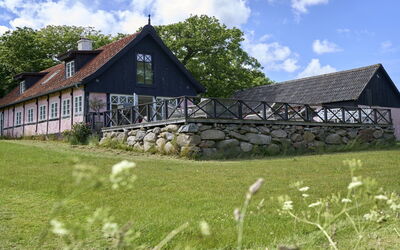 Merrit - 250M from the Sea