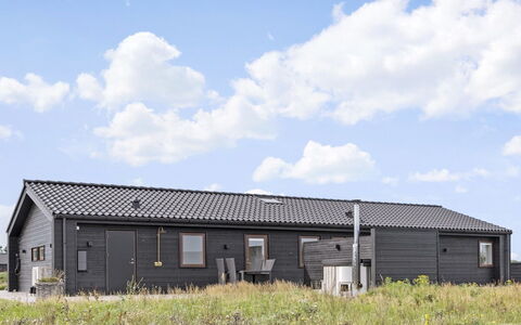 Frithbjorn - 900M from the Sea: 