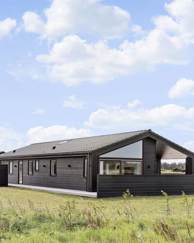 Frithbjorn - 900M from the Sea
