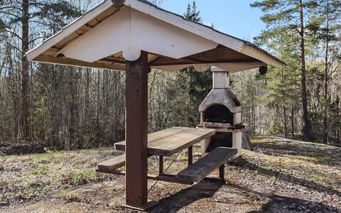 Villa Kataja: Wood, Cottage, Wood Stain, Hardwood, Log Cabin, Plank, Ceiling, Natural Material, Lumber, Garden Buildings