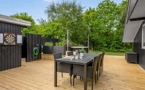 Terkel - 800M to the Fjord: Wood, Wood Flooring, Hardwood, Plank, Deck, Wood Stain, Shade, Garden, Backyard, Eco Hotel