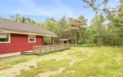 Mettemarie - 200M from the Sea: Wood, Home, Porch, Deck, Hardwood, Roof, Wood Stain, Wood Flooring, Eco Hotel
