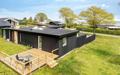 Tonna - from the Sea: Wood, Home, Porch, Deck, Hardwood, Roof, Wood Stain, Wood Flooring, Eco Hotel