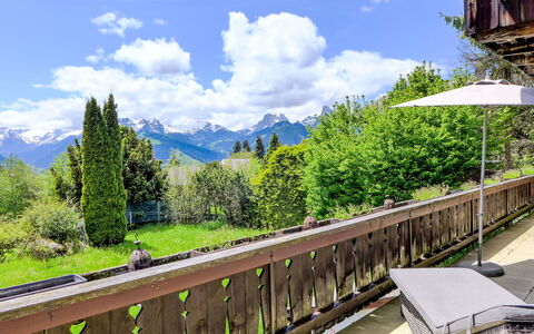 Chalet Rebhalde: Sky, Cloud, Mountain, Plant, Natural Landscape, Fence, Tree, Body Of Water, Wood, Leisure