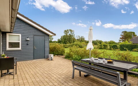 Lari - 600M from the Sea: Thatching, Cottage, House, Roof, Home, Farmhouse, Hut, Estate, Village
