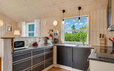 Lari - 600M from the Sea: Kitchen, Wood, Countertop, Interior Design, Ceiling, Flooring, Kitchen Appliance, Home, Furniture, Light Fixture