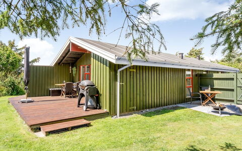 Spasena - 600M from the Sea: Wood, Home, Porch, Deck, Hardwood, Roof, Wood Stain, Wood Flooring, Eco Hotel