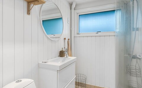 Mintha - 400M from the Sea: Interior Design, Plumbing Fixture, Flooring, Ceiling, Floor, Plumbing, Tap, Bathroom, Room, Light Fixture