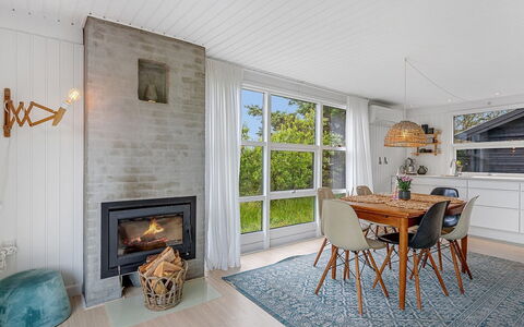 Mintha - 400M from the Sea: Flooring, Furniture, Wood, Interior Design, Ceiling, Floor, Home, Wood Flooring, Chair, Living Room