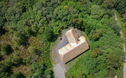 Ejvi - 4Km from the Sea: Barn, Shed, Farmhouse, Plantation, Garden Buildings