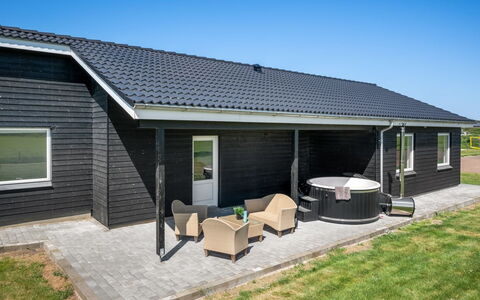 Germund - 770M from the Sea: Grass, Grassland, Land Lot, Cottage, Rural Area, Meadow, Garden Buildings, Garden, Shed