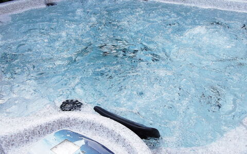 Villa Paradiso: Water, World, Azure, Automotive Exterior, Swimming Pool, Recreation, Leisure