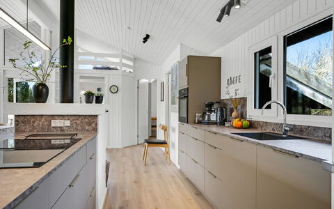 Annlisa - 1Km from the Sea: Kitchen, Countertop, Wood, Flooring, Interior Design, Kitchen Appliance, Cabinetry, Ceiling, Major Appliance, Floor
