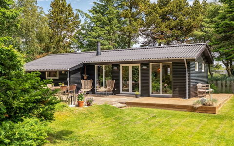 Jenvold - 1.5Km from the Sea: Cottage, Shrub, Roof, House, Home, Siding, Groundcover, Farmhouse, Garden, Garden Buildings