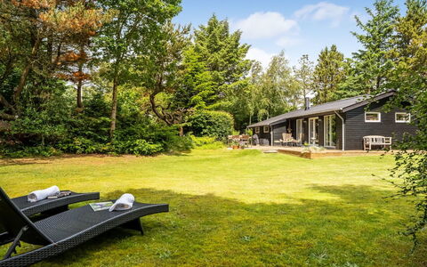 Jenvold - 1.5Km from the Sea: Shrub, Cottage, Home, Garden, Estate, Shade, Landscaping, Lawn, Farmhouse, Yard