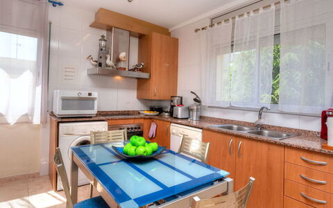 Fane de Baix i: Cabinetry, Furniture, Countertop, Property, Table, Kitchen Sink, Wood, Window, Kitchen, Sink