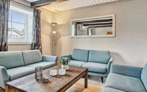 Law - 400M from the Sea: Blue, Shrub, Cottage, Groundcover, Garden, Estate, Shade, Landscaping, Farmhouse, Eco Hotel