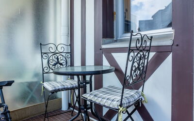 Accommodation:&nbsp;Ascot 632.1