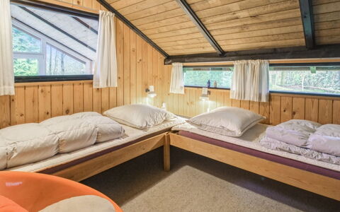 Gabi - 30Km from the Sea: Wood, Bedroom, Bed, Ceiling, Interior Design, Home, Bed Frame, House, Furniture, Bed Sheet